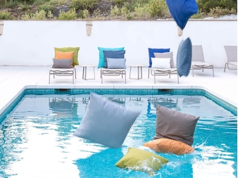 Cojines para exteriores Oasis con tratamiento impermeable