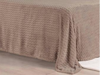 Sábanas de Coralina para invierno Jacqaurd beige de Karamelo