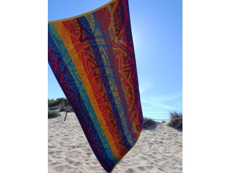Toalla a Rayas y Mandala Valdoara de Dhestia Home