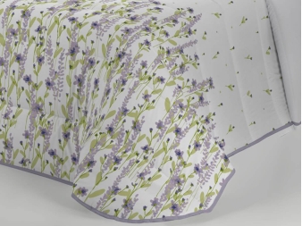 Conforter Nórdico Holly malva con diseño floral