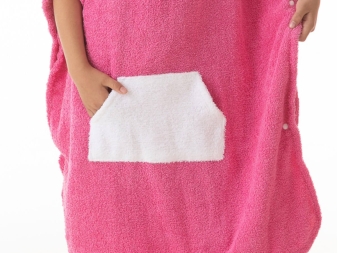 Poncho Rosa con Bolsillo Sleep Unicorn Dhestia