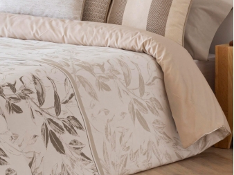 Funda Nórdica con Diseño Estampado Hojas Zamora beige