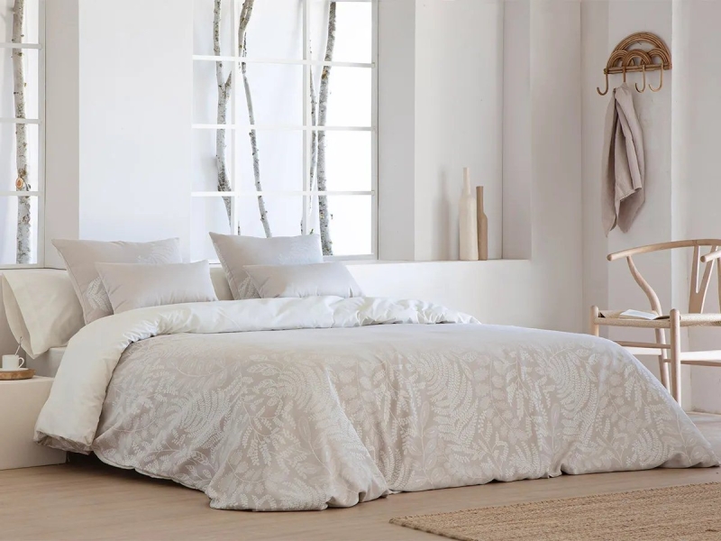Funda Nórdica Tebas de JVR. Elegancia beige