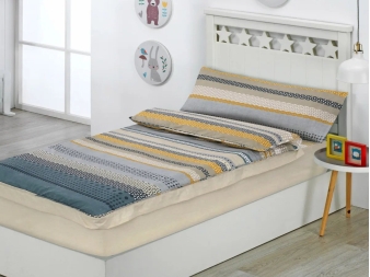 Saco Nórdico Karima con su diseño completo de rayas mostaza, gris y azul