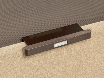 Tirador y zócalo Wengué – Canapé Design Tapizado cooper