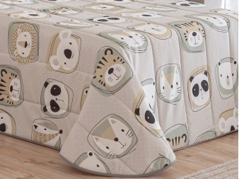 Edredón Sherpa Zoo con estampado de caritas de animales