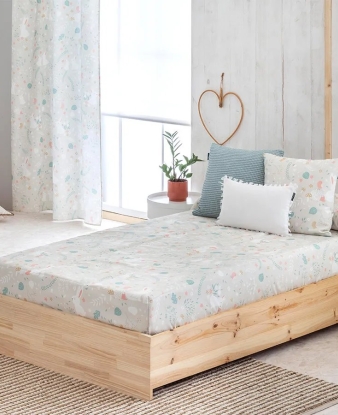 Edredón ajustable Misty Beige en cama infantil – Confecciones Paula