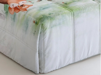 Comforter Forest detalle confección y caída lateral