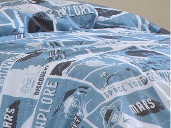 Dúo Nórdico Planet detalle estampado espacial (cohetes y OVNI)