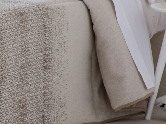 Detalle superior Salar beige: efecto liso y jacquard