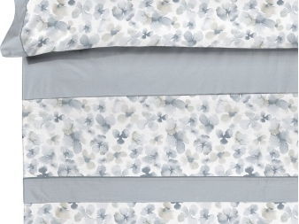 Sábanas Nolan azul C25 detalle de aplique y vivo decorativo