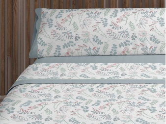 Detalle estampado botánico Gardenia C02 y vivo decorativo