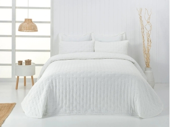 Colcha Boutí Maya Pierre Cardin Blanco C04 - Vista frontal