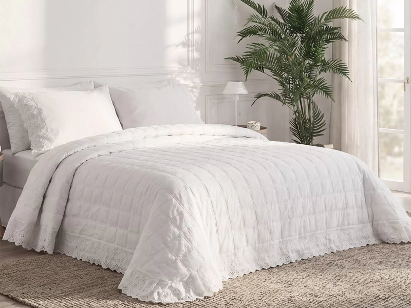 Colcha Boutí Garment Wash LN de Manterol en cama vestida