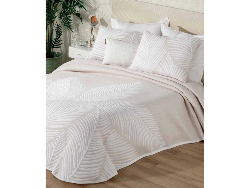 Colcha Cubrecamas Palma de Manterol beige vista ambiente