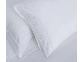 Detalle Sabanas Berry Bordado Floral Blanco Manterol