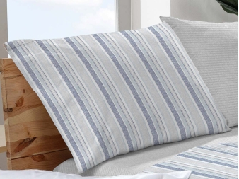 Detalle Almohada Rayas Sabanas Indigo 419
