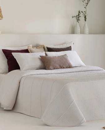 colcha reversible sicos beige blanco lineas relieve sandeco