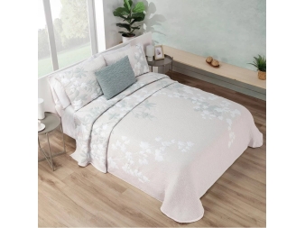colcha jacquard hiedra beige hojas relieve manterol