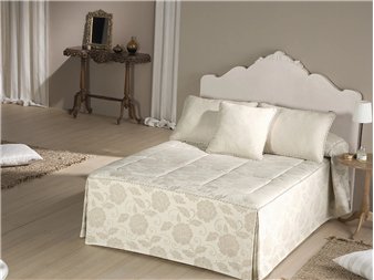 colcha edredon enco jacquard con volante canete