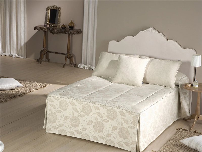 colcha edredon enco jacquard con volante canete