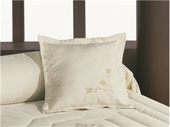 housse-coussin-mariola-brodee-canete