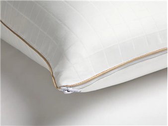 detalle almohada atlas velfont cremallera y ribete