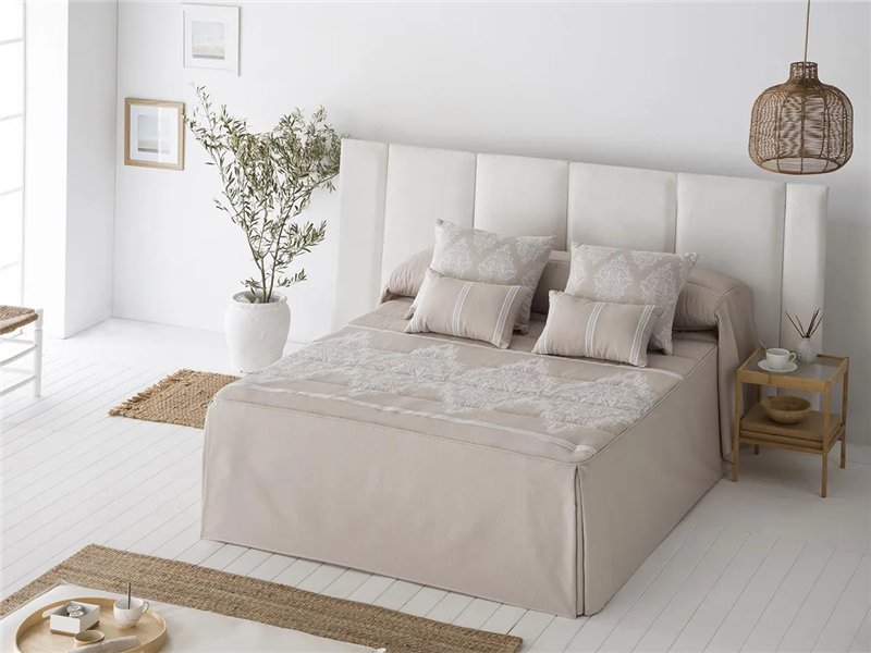 colcha edredon idalia beige con faldon jvr