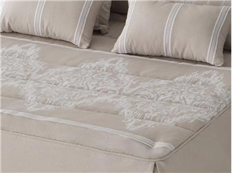 detalle colcha edredon idalia beige jacquard con relieve jvr